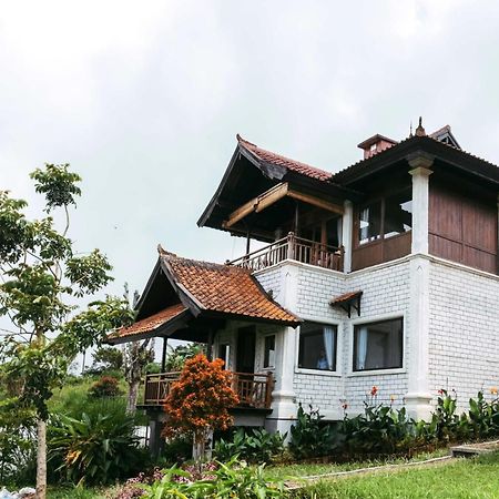 Girihill Farmhouse Munduk エクステリア 写真